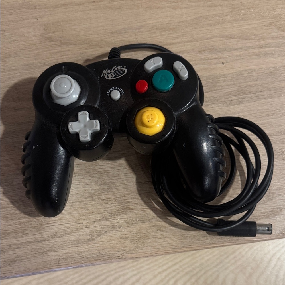 Madcatz Black Wired 3rd party GameCube Controller